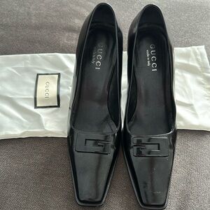 Authentic Gucci shoes.